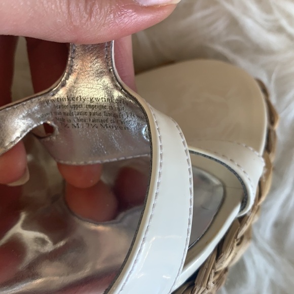 Guess By Marciano White Leather High Heel Sandal Size 7.5 - Picture 9 of 15